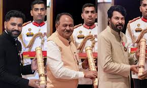 President confers Padma awards to Mammootty, Satish Shah, Rohit Sharma President confers Padma awards to Mammootty, Satish Shah, Rohit Sharma