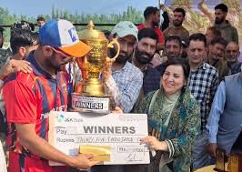Minister Sakeena Itoo witnesses Cricket Tournament final