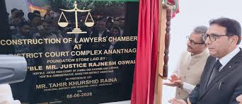 Justice Rajnesh Oswal lays foundation Stone for New Lawyers’ Chambers at District Court Complex Anantnag