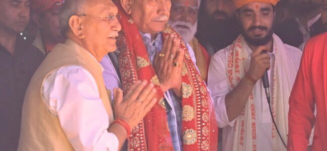 LT Guv pays obeisance at Mata Kheer Bhawani Temple