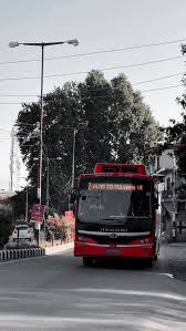 Pulwama residents seek restoration of smart city bus service on Degree College Pulwama route Pulwama residents seek restoration of smart city bus service on Degree College Pulwama route