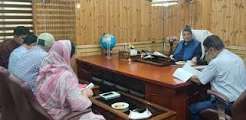 Speaker reviews HDF, RKS fund utilization for strengthening healthcare services in Charar-i-Sharief