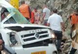 Shooting stone hits tempo in Ramsoo, several injured, rescue underway