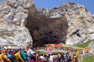 Shri Amarnath Ji Yatra 2026 Surpasses 4-Lakh Pilgrim Mark: Lt Guv Shri Amarnath Ji Yatra 2026 Surpasses 4-Lakh Pilgrim Mark: Lt Guv