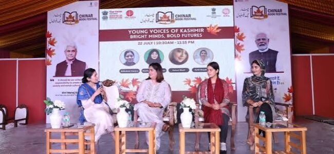 Chinar Book Festival: Rakesh Bedi urges youth to stay away from drugs
